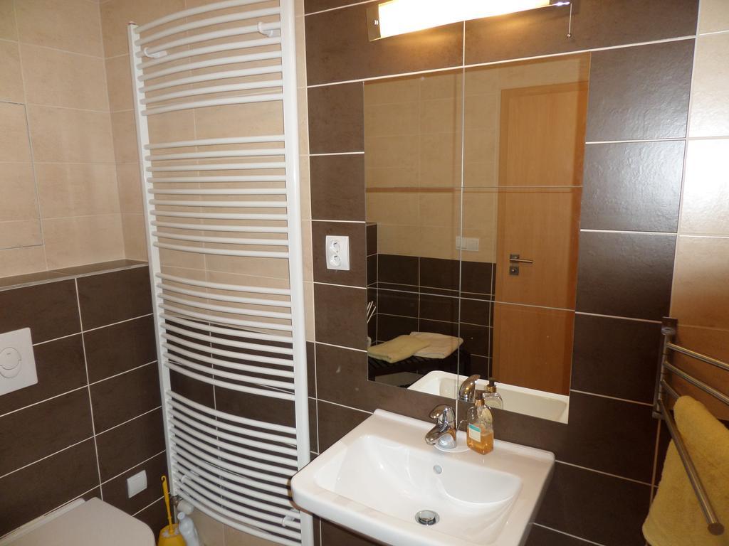 Apartman Vrchlabi - Centrum מראה חיצוני תמונה